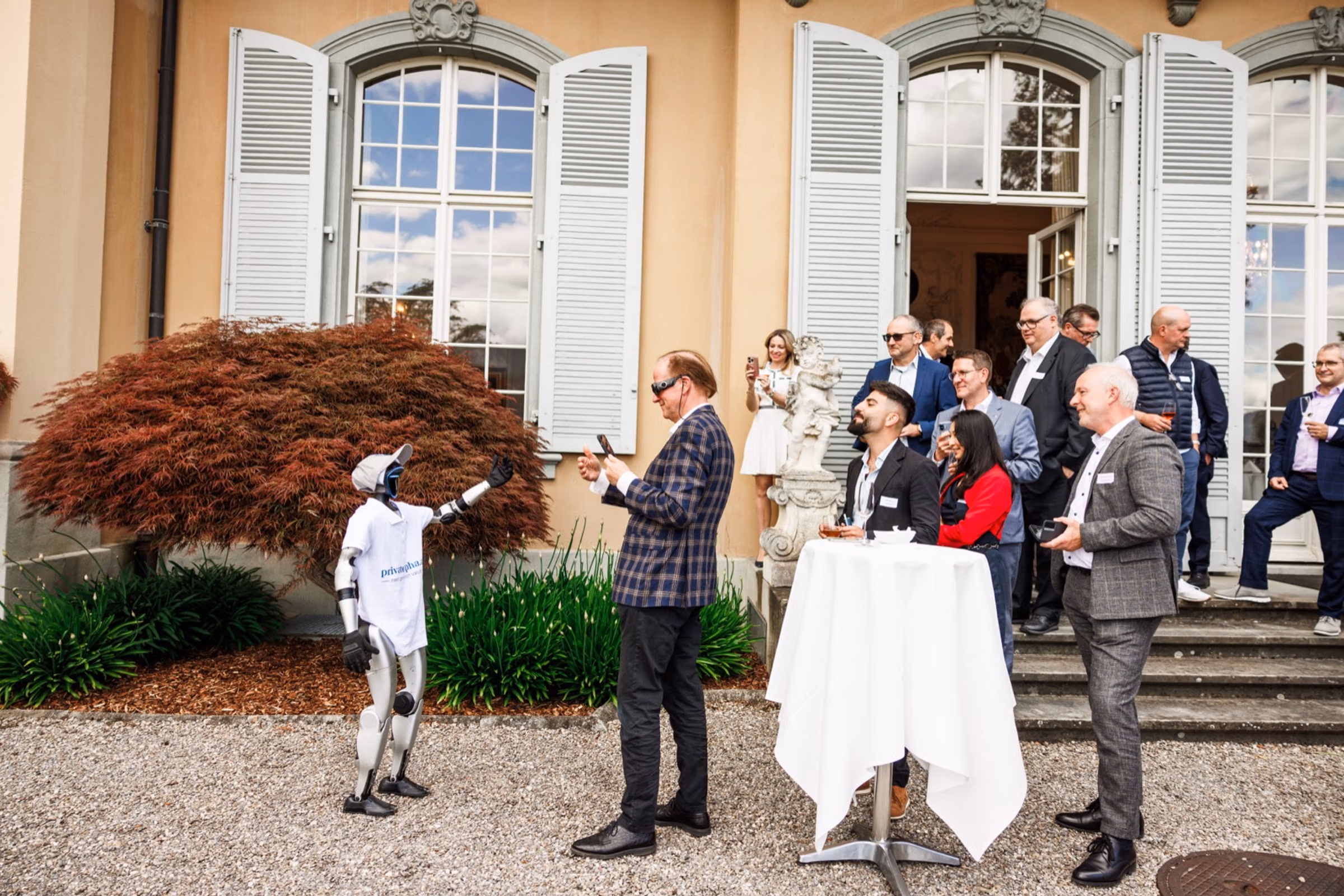 FaiNANCE @ THE LAKE - Innovative AI & Robotics